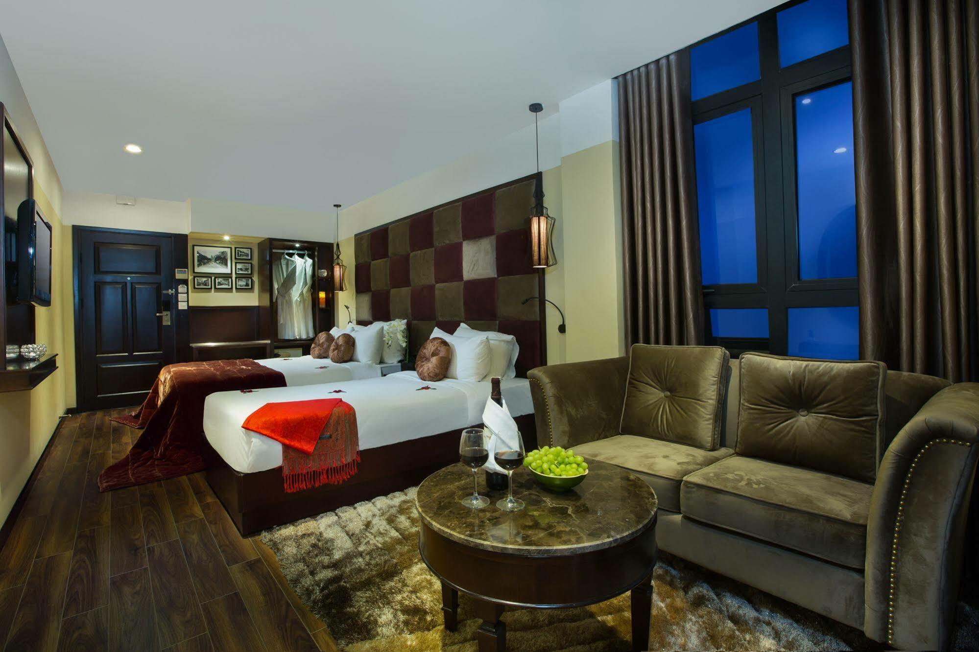 Ambassador Hanoi Hotel & Travel Exterior photo